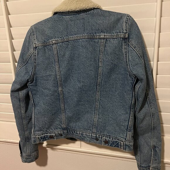 Levi's Original Sherpa Trucker Jacket - Picture 2 of 4